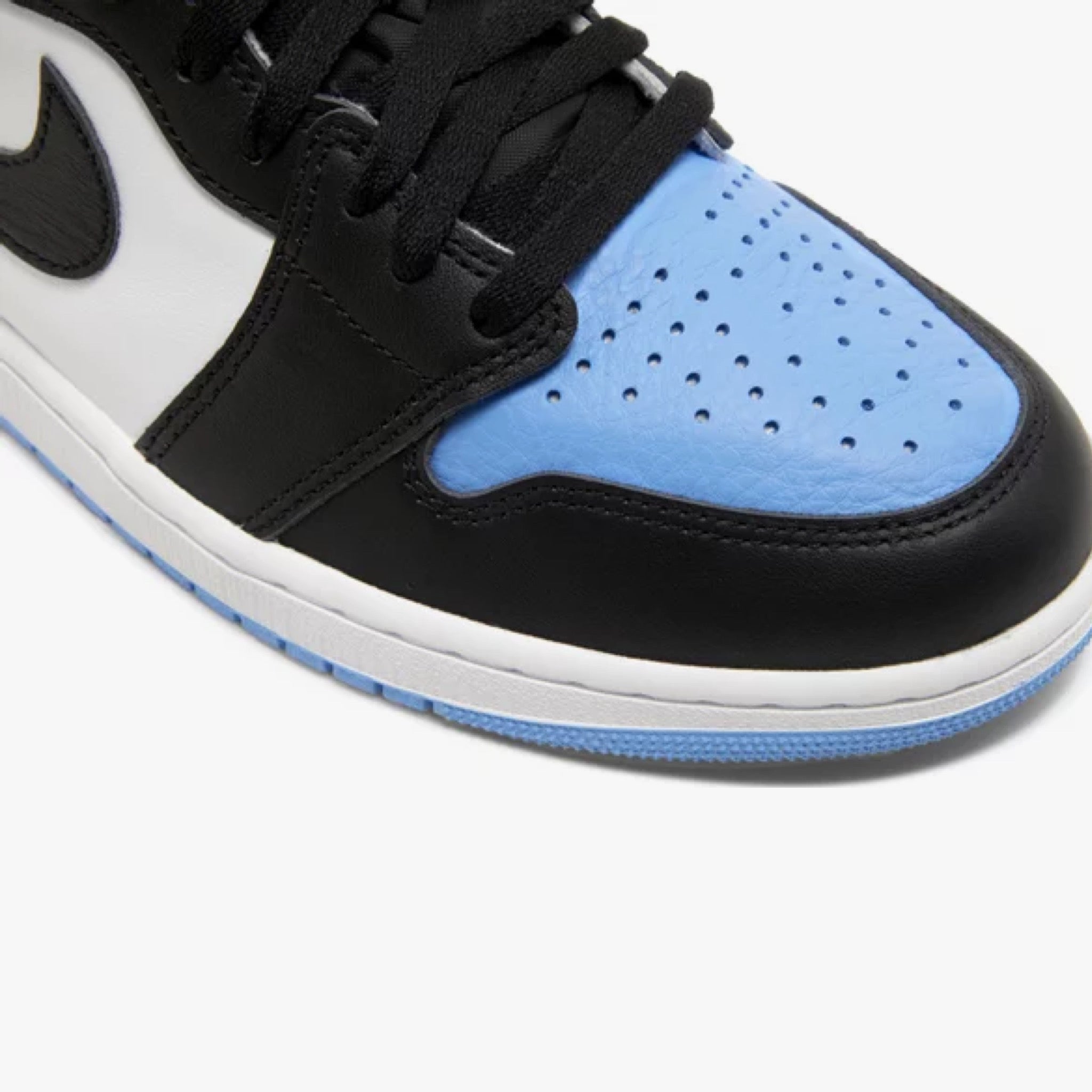 Jordan 1 High UNC Toe